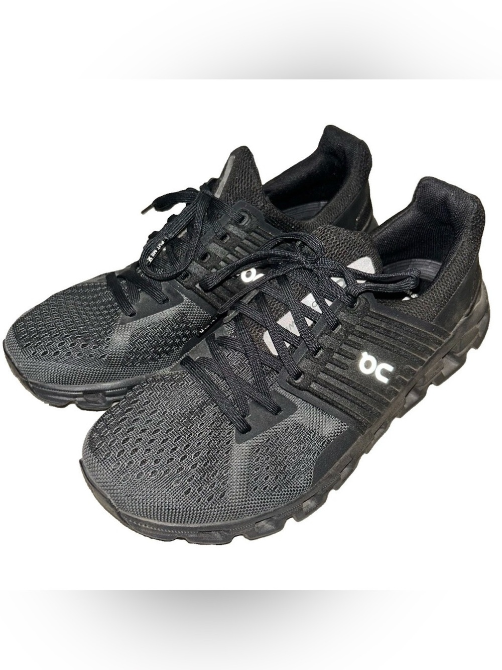 On Running Cloud Black Sneakers Women’s 8.5